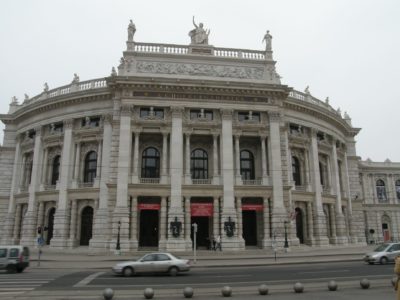 Burgtheater: Kde hrával Pavel Landovský