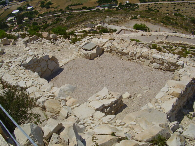 Emborio: jediná významná archeologická lokalita na ostrově